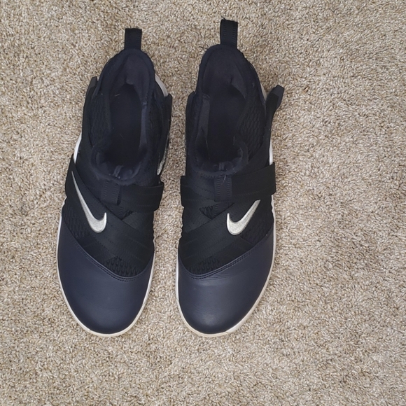 Nike LeBron Soldier 12  Nike Lebron Soldier 12\'s